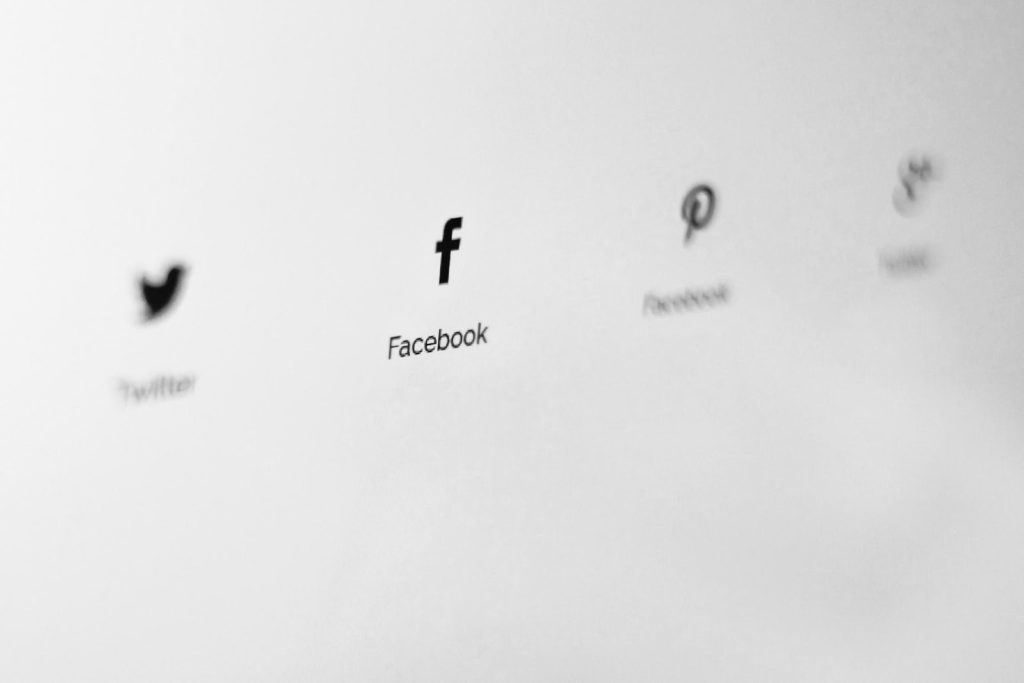 Essential Tools to Promote Your Business via Social Media Essential Tools to Promote Your Business via Social Media